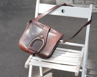 Vintage Leather Saddle Bag Stirrup Buckle Equestrian Shoulder Bag Brown Crossbody