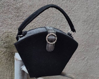 Mini sac Y2k avec détail dismante | sac vintage en forme de pentagone| Sac à main noir à poignée supérieure| Sac compact kitch kawaii bling