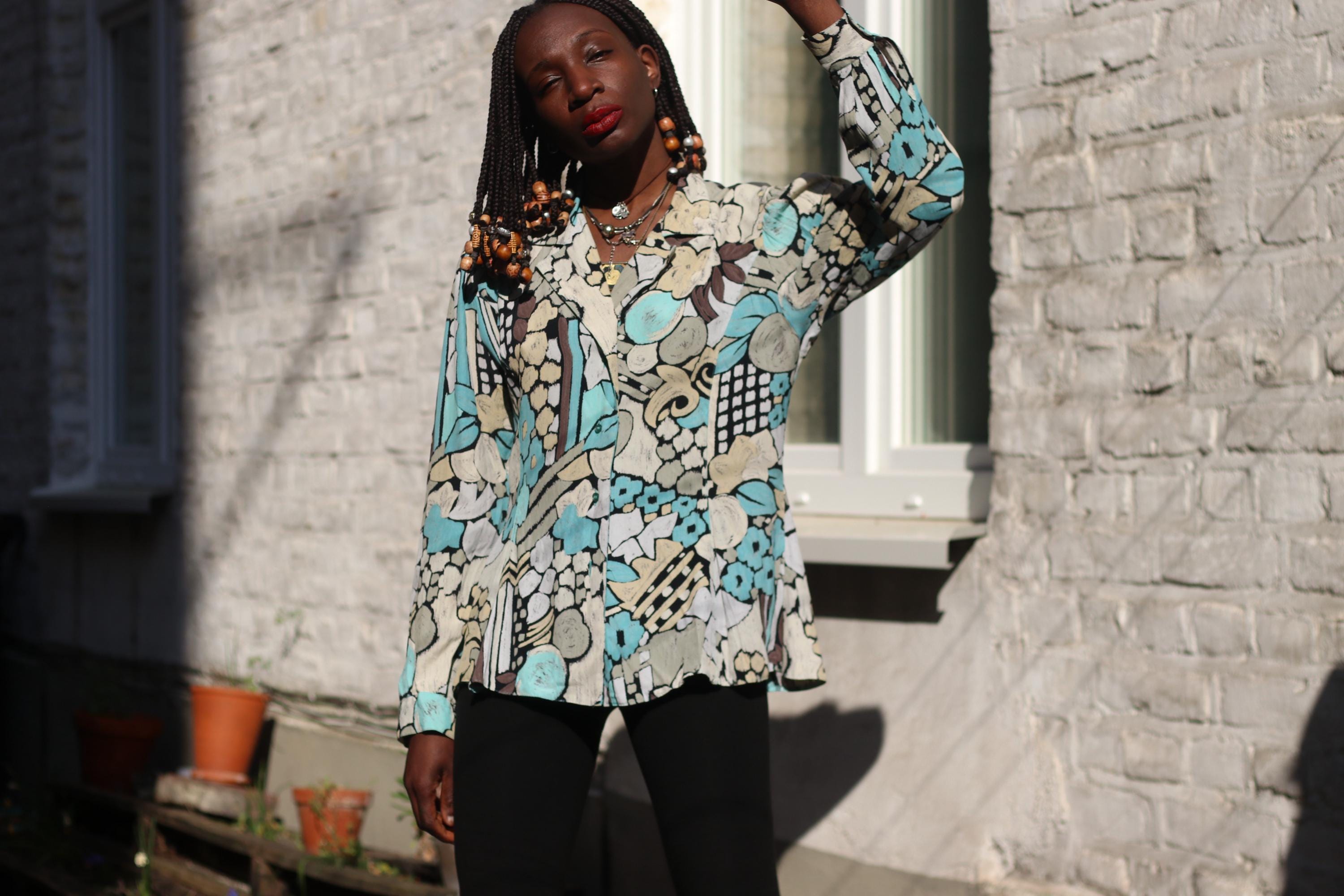 Veste Chemisier Vintage DECADE - Blanc Fleuri Bleu Marine, 100% Viscose, Taille 38/40