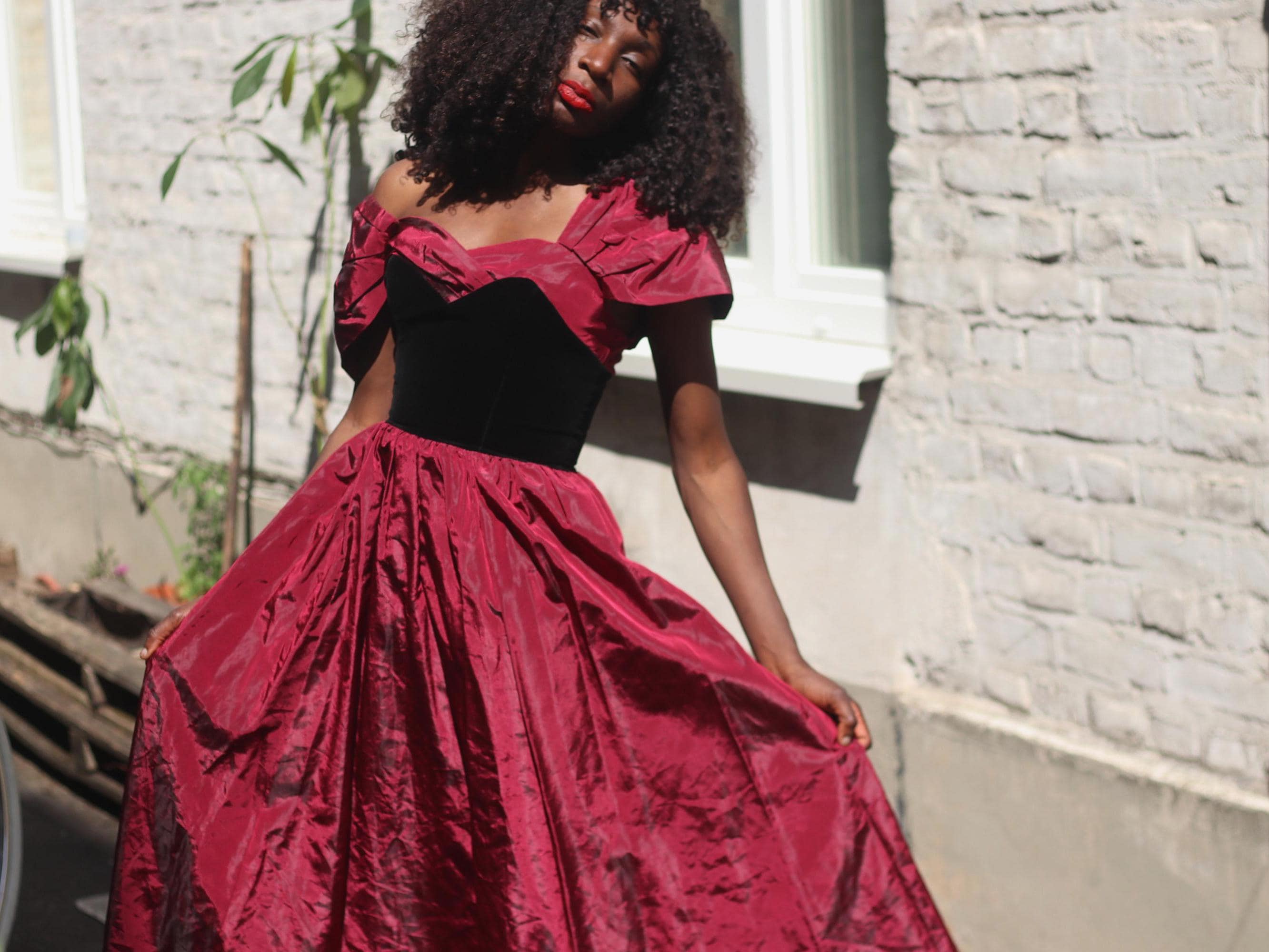 80s Laura Ashley Ball Gown| Vintage Velvet Like and Tafetta