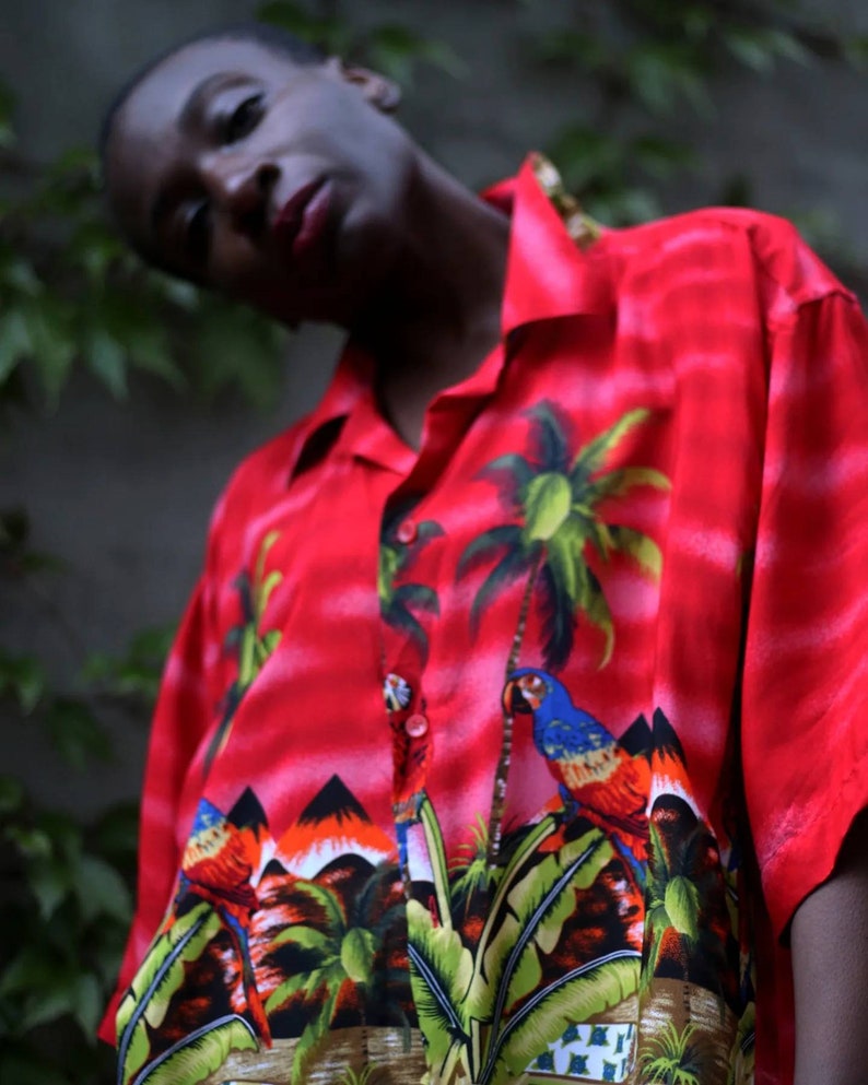 Vintage Muaro Gesandro Hawaiian Shirt Unisex red short sleeved shirt with tropical print image 6
