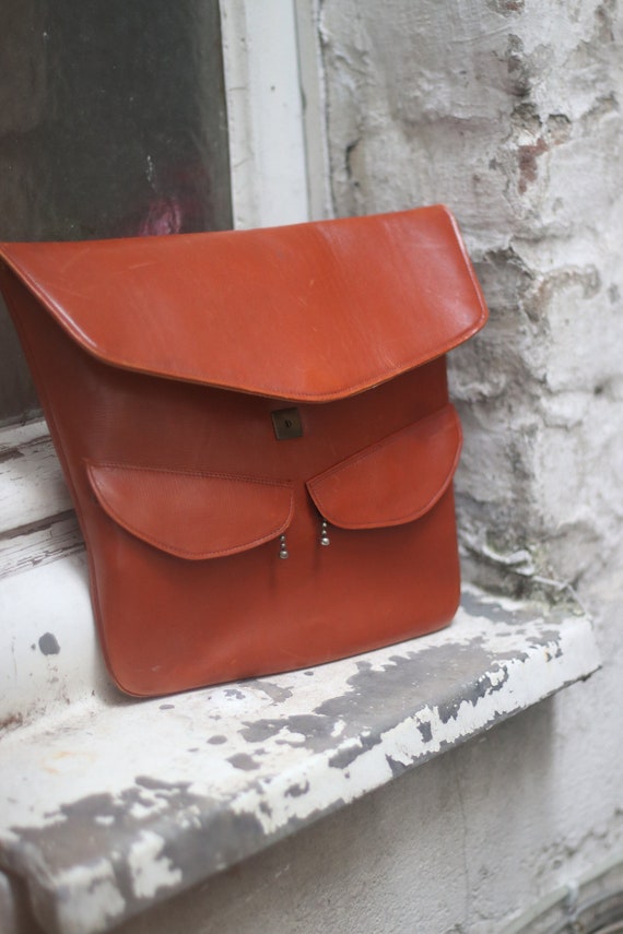 70s brown leather handbag| rare vintage wrist bag… - image 1