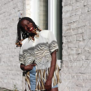 Blusa vintage com estampa de zebra | Camisa safari ombré dos anos 90 com botões | Blusa retrô de viscose