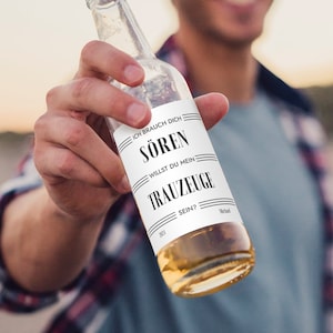 Il testimone chiede all'uomo | Design personalizzato dell'etichetta della bottiglia di birra di Mimi e Anton