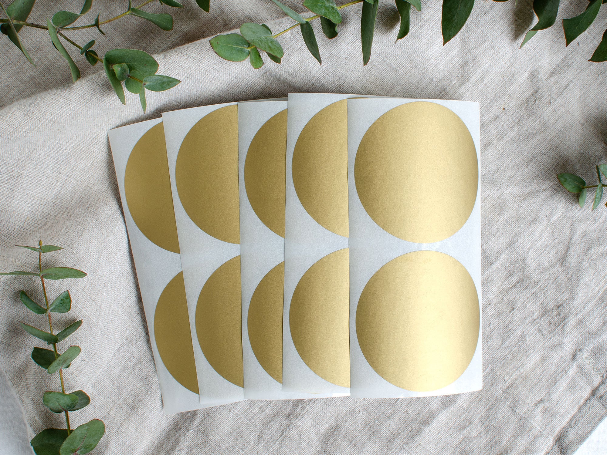 Gold Round Stickers 