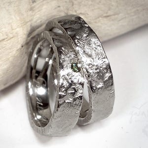 Wedding rings NATUR incl. colored/green diamond and engraving, special wedding rings, unusual structure soul mate rings in silver