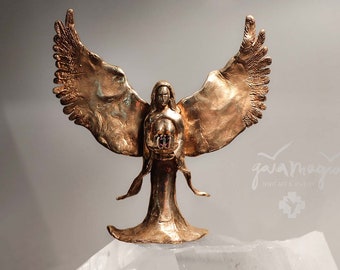 ERZENGEL (Bronze) Engel Skulptur, Erzengel Figur, Schutzengel Skulptur, Engel Figur, Erzengel Figur mit Granat