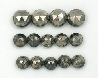 4 vintage antika metalliska silverpärlor med spikhuvud - 2-håls gjutna fasetterade runda kupoler - tjeckiskt glas - sy-på pärlor - broderi - 3 storlekar
