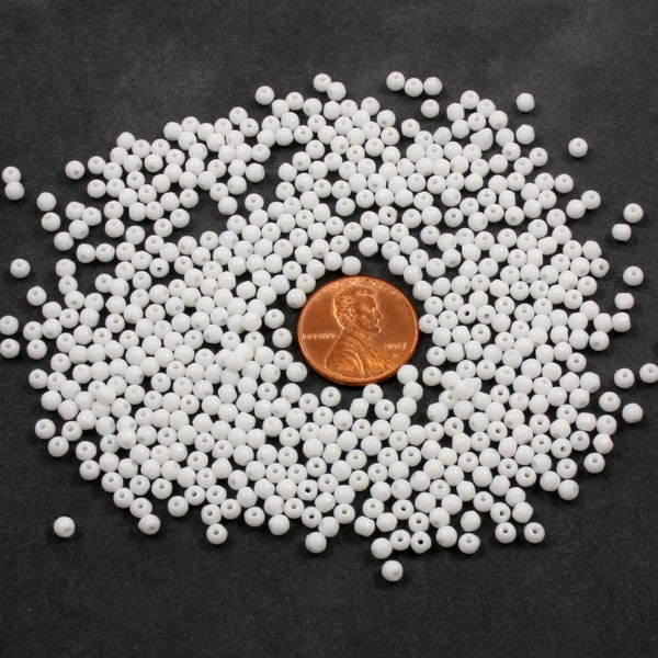 600 Vintage White Milk Glass Seed Beads Size 8/0 - 20 grams - Vintage Western Germany Glass Beads