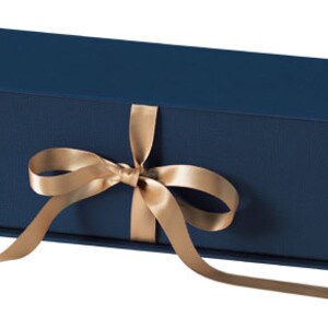 Opbergdoos voor kaarsen (blauw met gouden satijnen strik)
