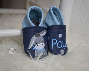 Lederpuschen Baby & Kinder – personalisierte Krabbelschuhe mit Namen in Wunschgröße | handmade Schuhe