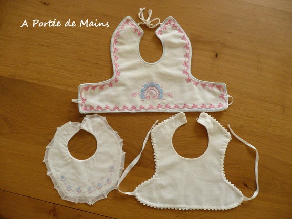 white cotton bibs