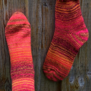 Wollsocken Orange Rot Meliert Strick Socken Bunt Flauschige Hippie Socken Kuschelige Umschlag Socken Warme Strick Socken Winter Herbst Bild 4
