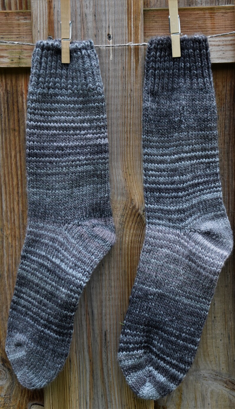 Wollsocken Grau Meliert Warme Strick Socken Flauschige Hippie Socken Kuschelige Umschlag Socken Warme Strick Socken Winter Herbst Socken Bild 9