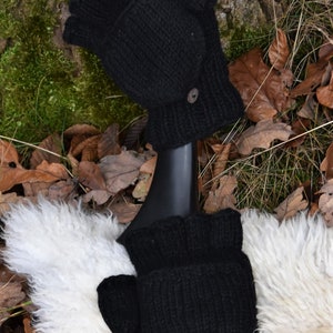 Klapphandschuhe Schwarz Handgestrickt Gefütterte Wollhandschuhe Fäustlinge Fingerlinge Strick Warme Klapp Handschuhe Schwarz Hippie Winter Bild 2