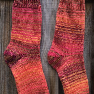 Wollsocken Orange Rot Meliert Strick Socken Bunt Flauschige Hippie Socken Kuschelige Umschlag Socken Warme Strick Socken Winter Herbst Bild 6