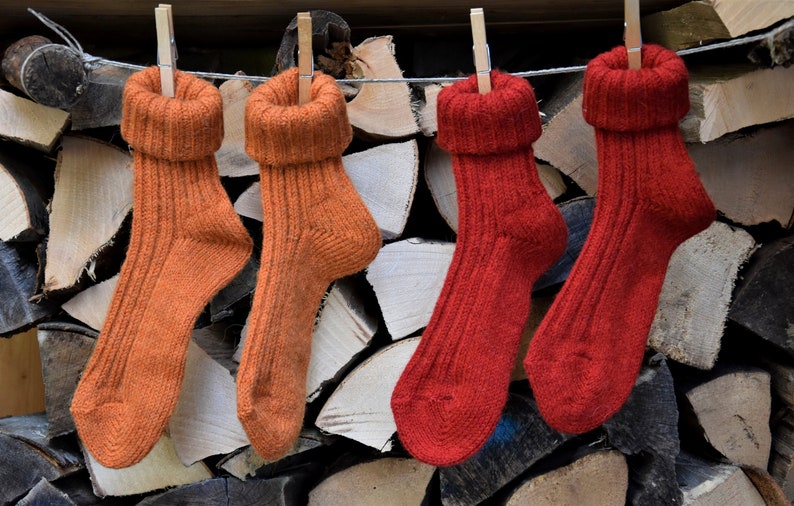 Socken mit Alpaka Wolle Umschlag Socken Winter Socken mit Alpaka Wolle 35-38 39-42 Warme Socken Orange Kuschel Socken Rot Haussocken Wolle Bild 1