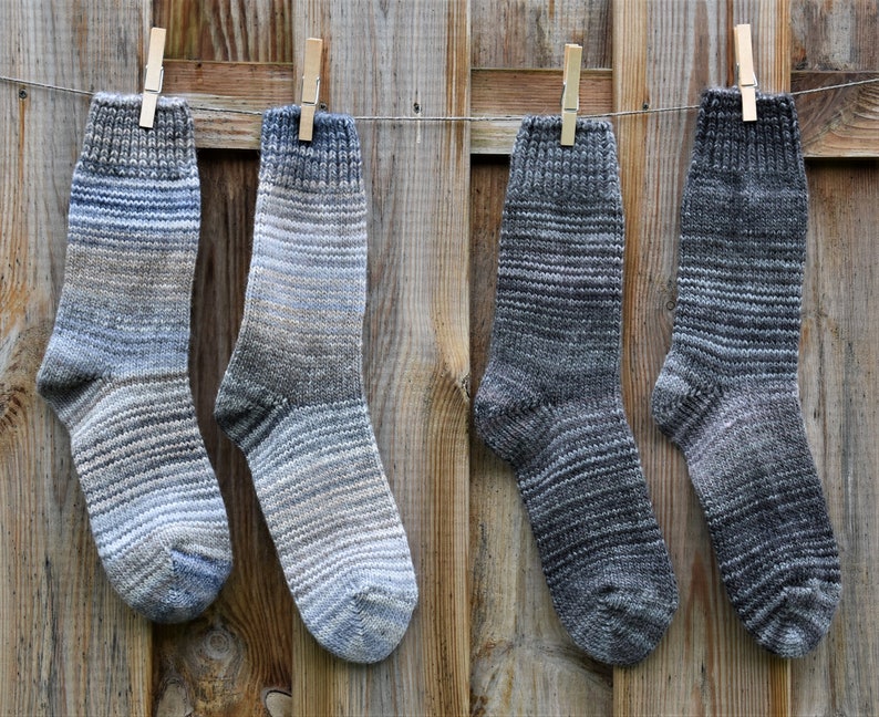 Wollsocken Grau Meliert Warme Strick Socken Flauschige Hippie Socken Kuschelige Umschlag Socken Warme Strick Socken Winter Herbst Socken Bild 1