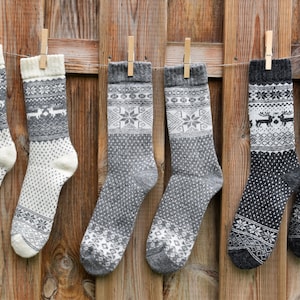 Winter Socken 35-46 Warme Norweger Socken mit Alpaka Wolle Merino Wolle Grau/Creme Haussocken Herbst Winter Unisex Norweger Socken Warm Bild 1