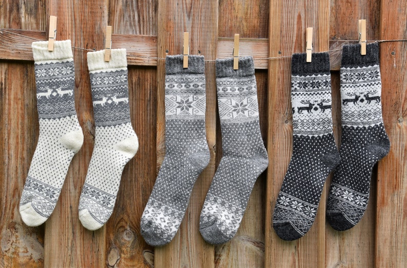 Winter Socken 35-46 Warme Norweger Socken mit Alpaka Wolle Merino Wolle Grau/Creme Haussocken Herbst Winter Unisex Norweger Socken Warm Bild 1