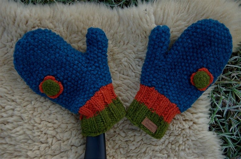 Handschuhe Wolle Türkis Fäustlinge Blume Winterhandschuhe Strick Handschuhe Gefüttert Hippie Handgestrickte Fäustlinge Blume Türkis Orange Bild 4