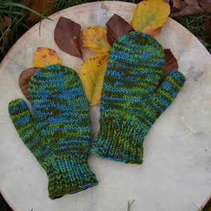 Fäustlinge Handgestrickt Wolle Grüne Fäustlinge Gefüttert Winterhandschuhe Warme Strick Fäustlinge Gefütterte Winter Handschuhe Gestrickt Bild 4