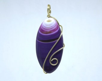 Pendentif collier d’agate, ooak fil enveloppé violet ovale grande pierre