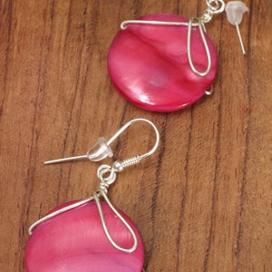 Pink dangle earrings, MOP wire wrapped summer party jewelry image 5