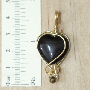 Pendentif coeur noir, bijoux enveloppés de fil d'onyx noir, cadeau pour elle image 8