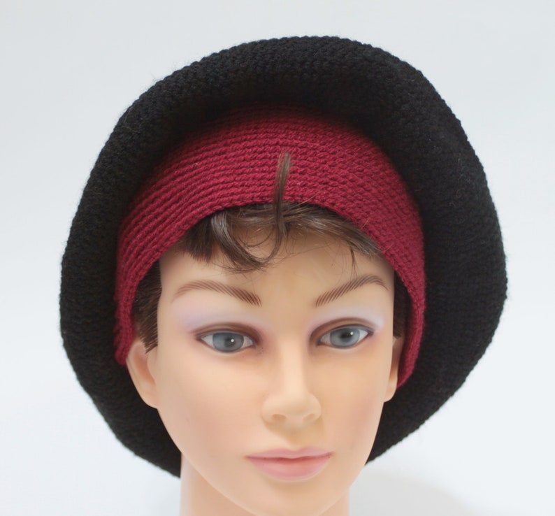 Red cloche crochet hat, winter warm hat, red and black boho hat image 3