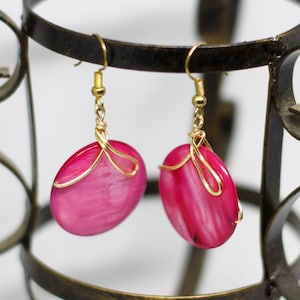 Pink dangle earrings, MOP wire wrapped summer party jewelry image 1