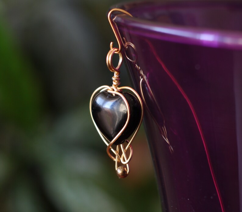 Pendentif coeur noir, bijoux enveloppés de fil d'onyx noir, cadeau pour elle image 3