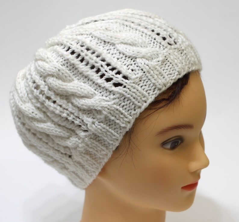 Bonnet en dentelle blanche, chapeau de câble tricoté à la main, boho chic image 7