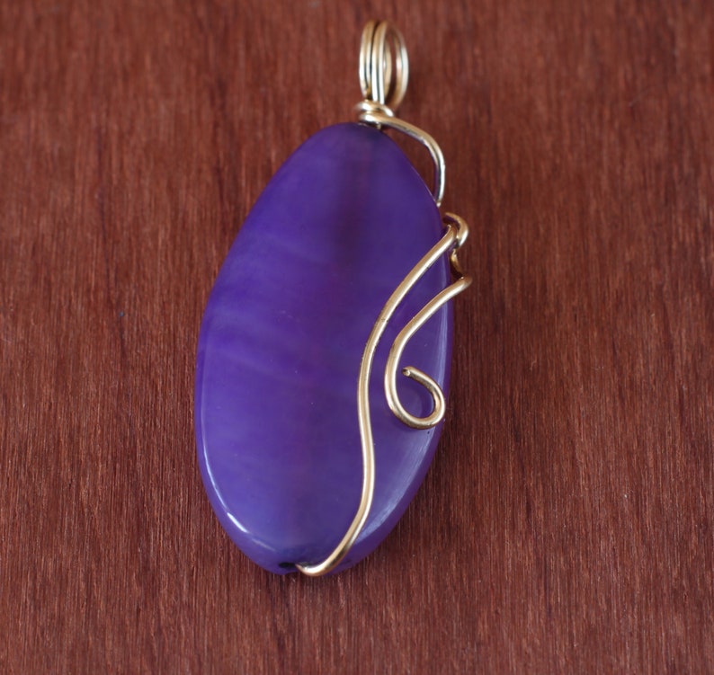 Pendentif violet de collier dagate, pierre naturelle enveloppée de fil, emballage en laiton de fil image 6