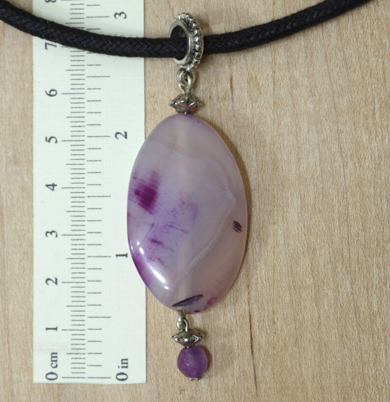 Pendentif collier en agate pourpre, bijoux nature minimalistes image 6