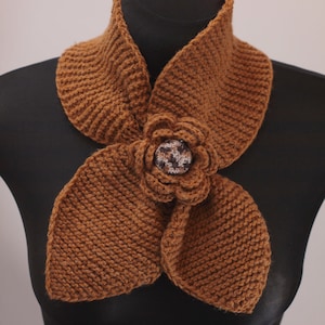 Hand-knit scarf, short neck warmer with flower, keyhole scarf, fall autumn knitted shawl