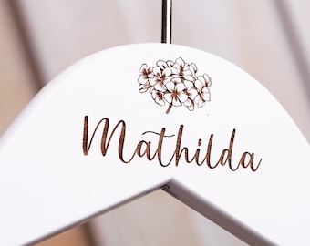 Coat hangers with name, personalized hangers for wedding, bride, groom, best man, maid of honor, gift, flower child, KB-028