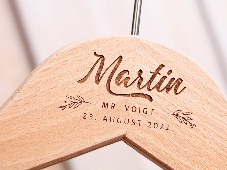 Kleiderbügel mit Namen, personalisierte Kleiderbügel zur Hochzeit, Braut, Bräutigam, Trauzeuge, Trauzeugin, Gastgeschenk, Blumenkind, KB-016 image 3