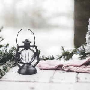 LED Mini Tannenbaum Tanne Wichteltür Zubehör Beleuchtung Camping Laterne Weihnachten Wichtel kleine Geschenke für den Adventskalender PDF