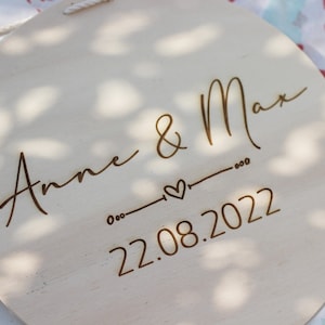 Hochzeitsgeschenk personalisiert Hochzeitsschild Holzschild Name Geschenke zur Hochzeit Deko Einzug Türschild Namensschild Hochzeitsdeko image 2