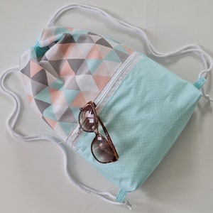 Turnbeutel wasserabweisend mit Reißverschlussfach Rucksack Damen mint grau