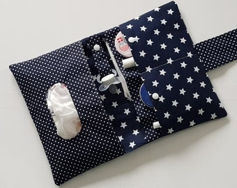 Windeltasche mit Namen möglich Junge Mädchen XXL große Wickeltasche Sterne marine blau weiß Diaper Bag Wickelorganizer