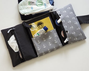 Windeltasche I Wickeltasche I Geschenk zur Babyparty I mit Wickelunterlage möglich I personalisiert mit Namen möglich I Anker I für Jungen