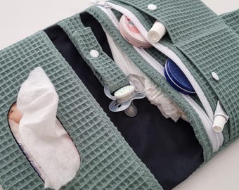Windeltasche Waffelpique grün große XXL Wickeltasche mit Wickelunterlage möglich 4 Farben verfügbar Jungen/Mädchen mit Reißverschluss