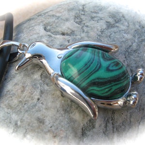 Pingouin pendentif malachite, pendentif pierres précieuses