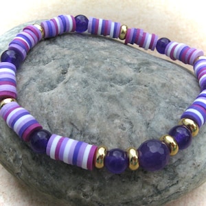 white-purple-violet polymer clay amethyst bracelet, heishi bracelet, stretch bracelet, surfer bracelet, boho bracelet, friendship bracelet