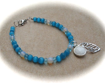turquoise-white begging bracelet Cateye