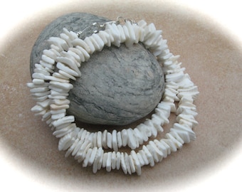 cremeweiße Muschelkette