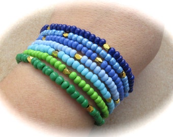 grün-türkis-blaues Armbandset, Bohoarmband, Freundschaftsarmband, elastisches Armband, Gummiarmband