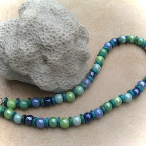 grün-blau-türkise Chrysokoll-Porzellan-Kette,Keramikschmuck Bild 4